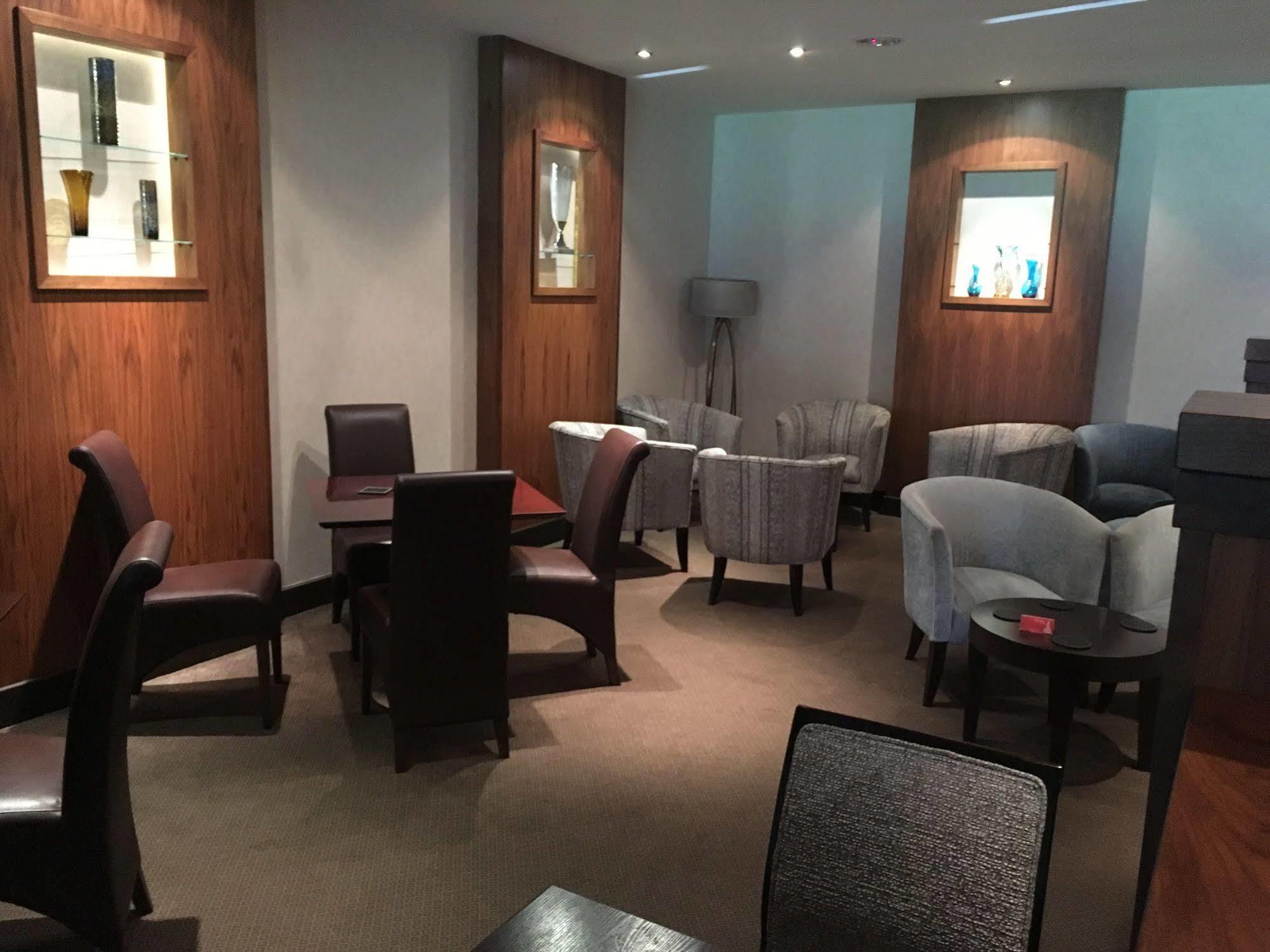 Wrightington Hotel & Health Club Wigan Extérieur photo